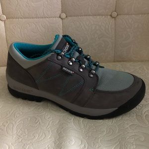 Bogs bend low hikers